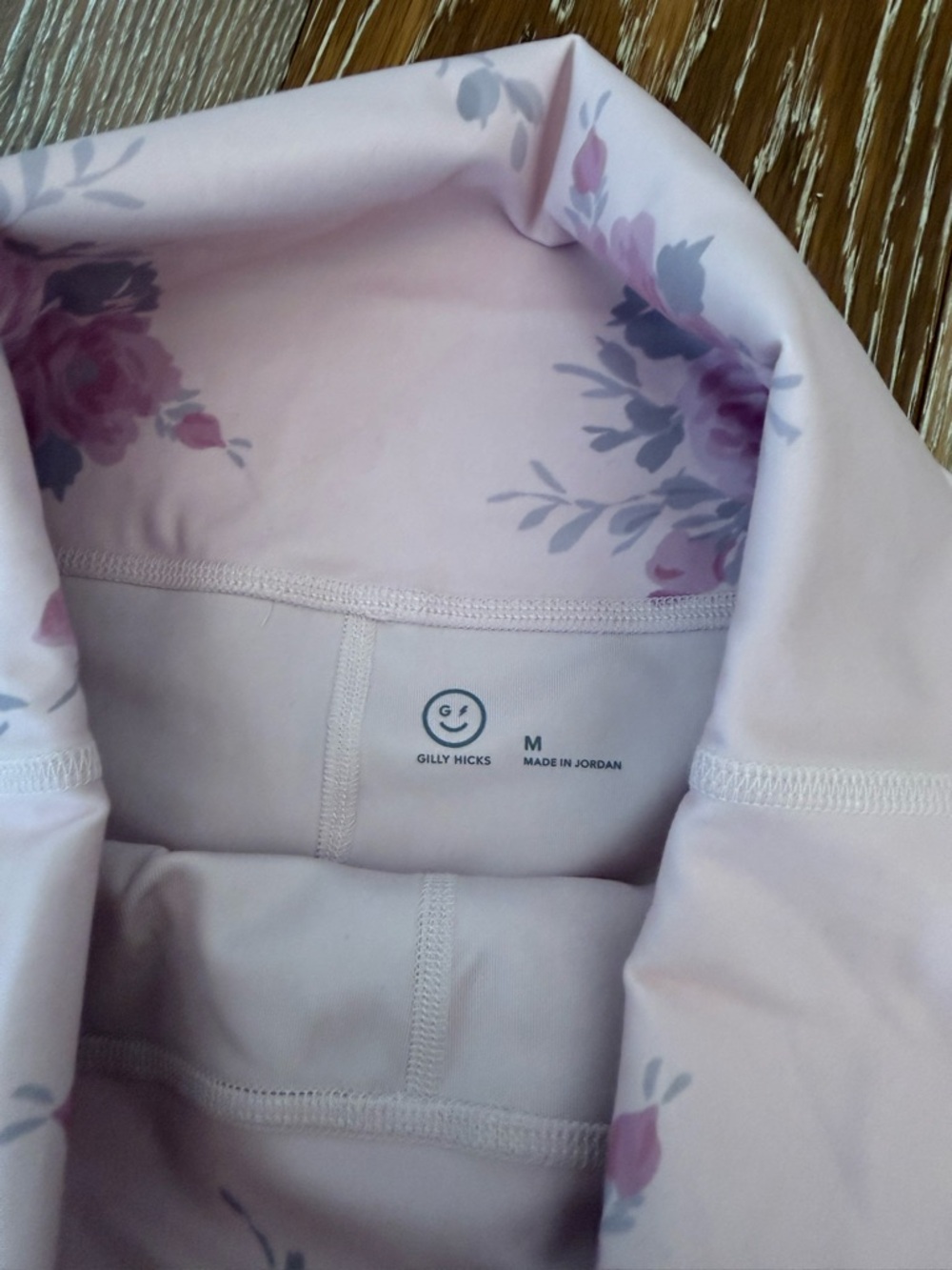 NWT Women's Gilly Hicks Active Foldover Shortie - Picture 5 of 7